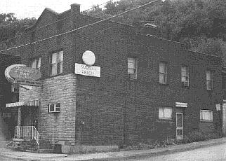 Photo circa 1975 of the old Teti Cafe on Walnut Street in McKeesport